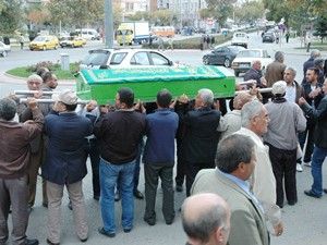 Karı koca Karaman'da toprağa verildi