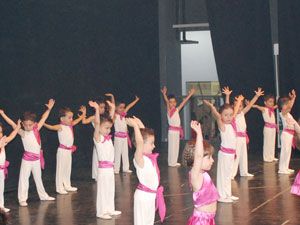 Minik kalplerden büyük gösteri