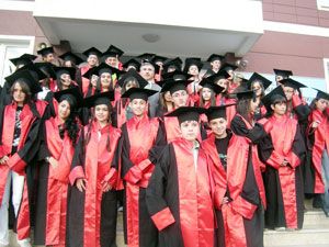 Bahçeşehir Koleji’nde mezuniyet heyecanı