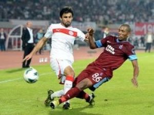 Trabzonspor Antalya'ya takıldı