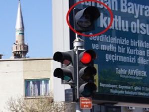 Uzun kırmızı ışıklar cihazları bozdu