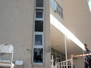 Üniversiteye bombalı saldırı!