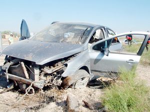 Düğün yolunda kaza: 4 yaralı