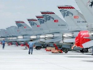 Terör yuvalarına bomba yağdı