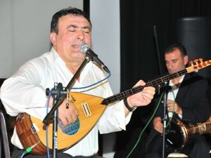 Neşet Ertaş anıldı