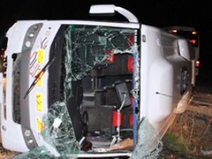 Konya'da midibüs devrildi: 7 yaralı