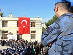 Askerler ilk kez Atatürk için yürümediler!