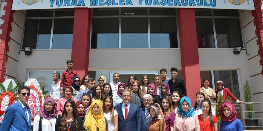 Selçuk Üniversitesi Yunak MYO açıldı