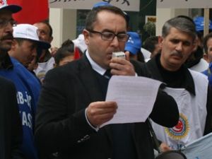 Yüksek vergiler protesto edildi