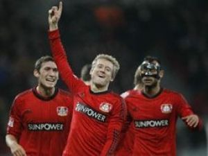 Leverkusen evinde affetmedi