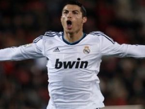 Ronaldo ve 1 milyar dolar!