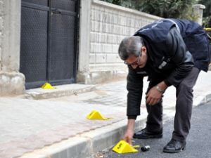 Yol ortasında 3 kurşunla infaz