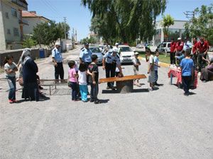 Aksaray'da asfalt için eylem yapıldı