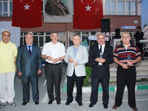 Ticaret Liseliler Helva Gününde Buluştu