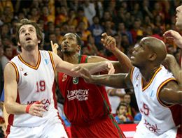 G.Saray Lokomotiv'i rahat geçti