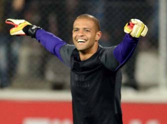 Felipe Melo yönetime resti çekti