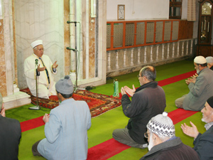 Cahit Uzman için mevlüt okutuldu