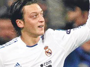 Mesut Özil'e çılgın teklif