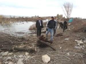 30 kamyon çöp toplandı
