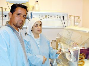 Hava ambulansıyla Konya'ya getirilen kadının ikizleri oldu