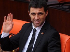 Hakan Şükür 'zorunlu vedaya' hazırlanıyor!