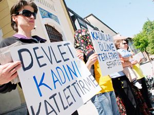 Sığınmaevine başvuran şiddet mağduru kadınlar eğitimsiz