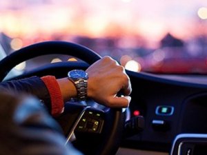 Magandalardan kaçmak için 40 km ters gitti