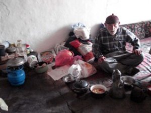 Karanlık odadan sıcak br yuvaya kavuştu