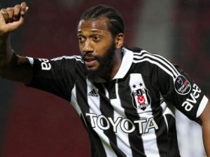 Fernandes ilk yarıyı kapattı!