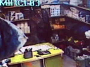 Hırsız kardeşler güvenlik kamerasına yakalandı