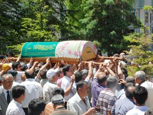Sevgi, gözyaşı ve dualarla uğurlandı