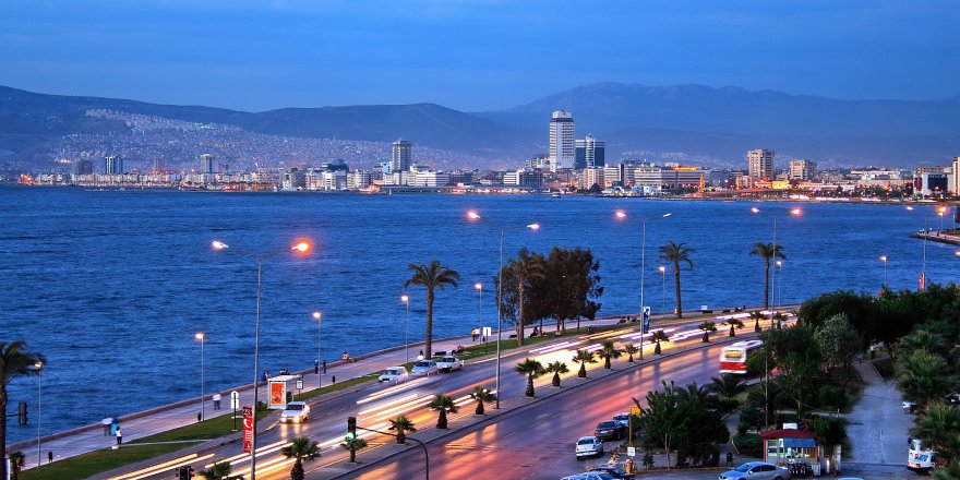 'İzmir'de 7 şiddetinde deprem olacak'