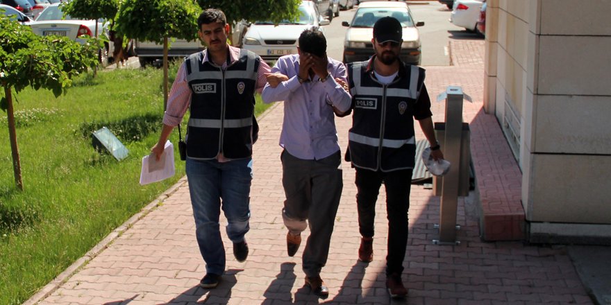 Konya'da park halindeki araçtan 39 bin lira çalınması