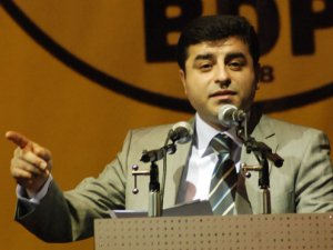 Demirtaş'dan KCK tepkisi