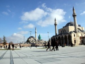 Akın akın vuslata geliyorlar