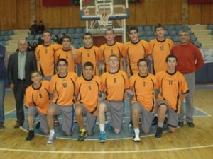 Basketbolda şampiyon Konya Lisesi