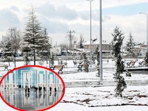 Şehir merkezinde ilk kar sevinci