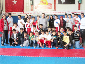 Derbentli sporcular fırtına gibi esti