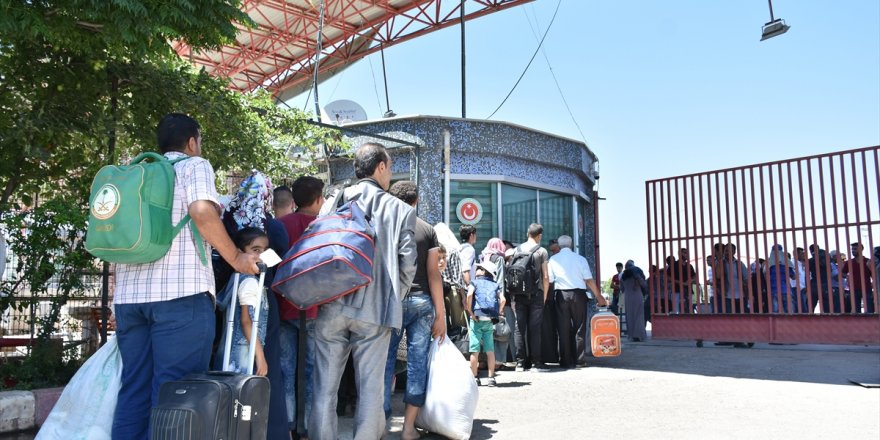 Suriyeli sığınmacılar Türkiye'ye geri dönüyor