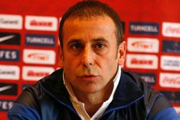 Deplasman yasağına Avcı'dan sitem