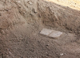 Hastane inşaatından tarihi mezar çıktı
