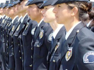 Kadın polis adaylarına boy müjdesi!