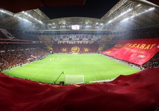 Arena'da 690 milyon liralık derbi