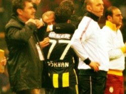 Gökhan Gönül F.Bahçe taraftarına kızdı