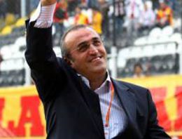 Albayrak bu tişörtle poz verdi