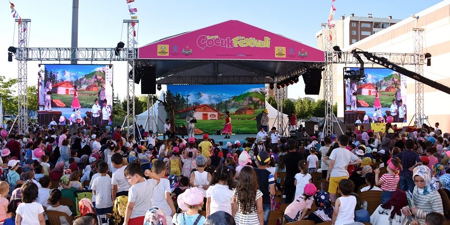 Konya Çocuk Festivali Başladı