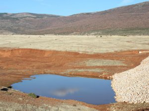Mutlu Göleti su tutmaya başladı