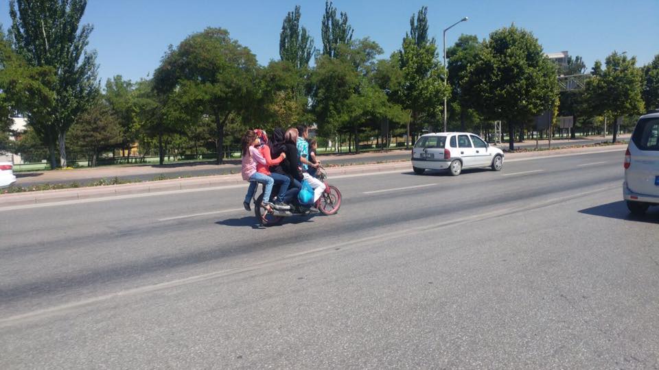 Trafikte tehlikeli yolculuk