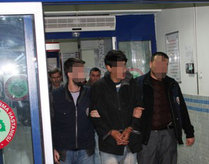 Motorlu kapkaççılar bu kez kaçamadı