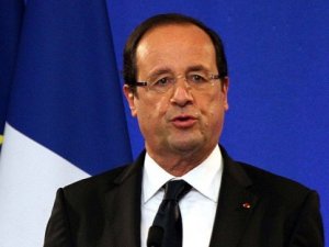 Hollande: Cezayir’den özür dilemeye gelmedim